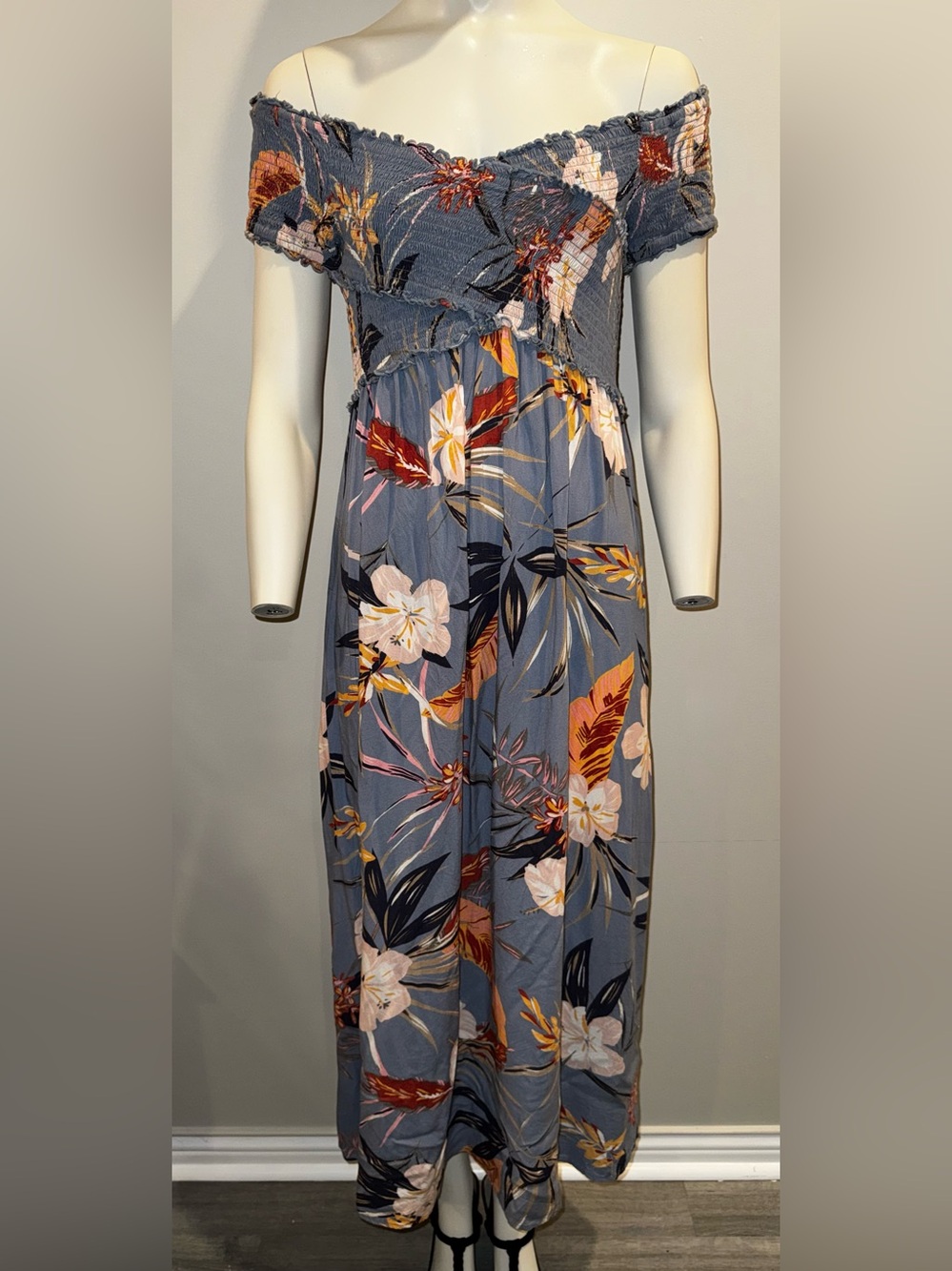 Patrons of Peace Tropical Floral Print On/Off Shoulder Maxi Dress